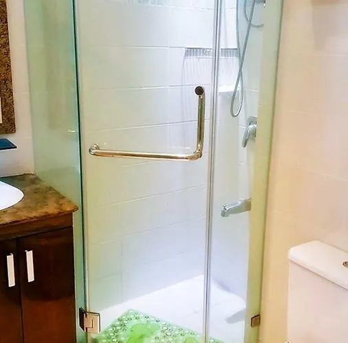 Apartment Arc At San Remo Oasis *